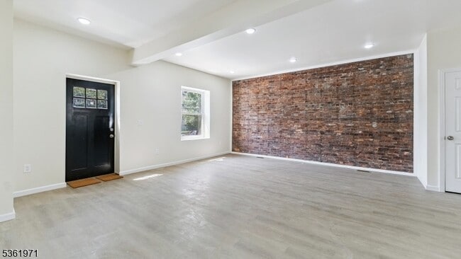 Building Photo - 63 N 7th St