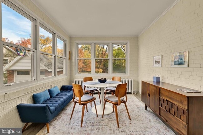 Building Photo - 6403 40th Ave