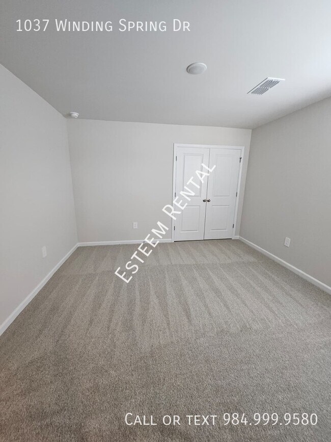Building Photo - 1037 Winding Spg Dr