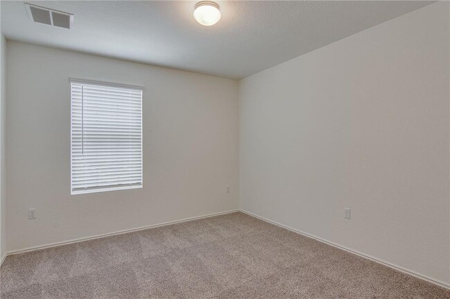 Building Photo - 6721 Hartlage St