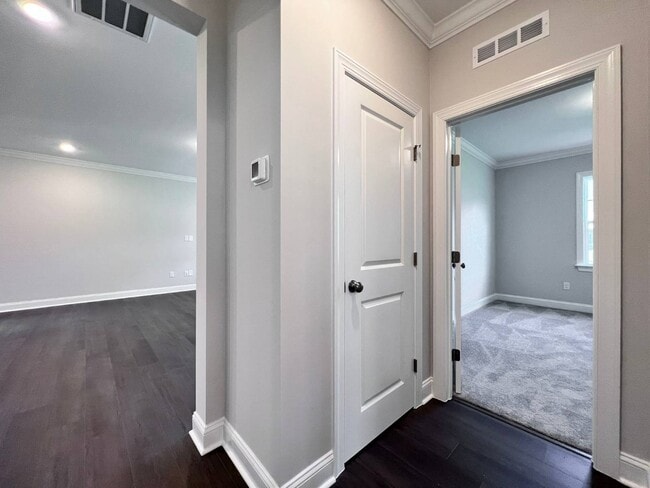 Building Photo - 352 Canyon Gap Wy