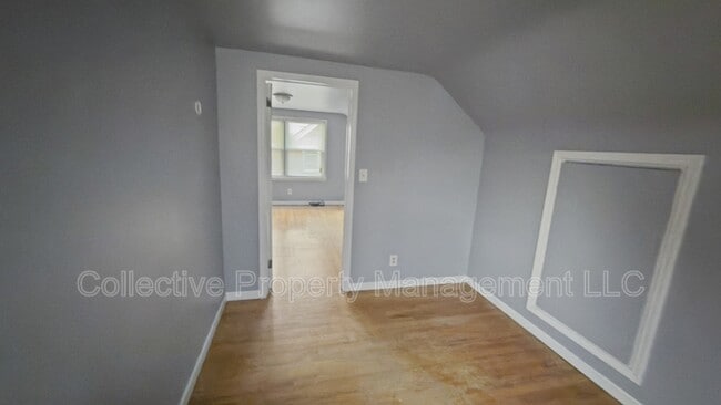 Building Photo - 3625 Chatsworth St