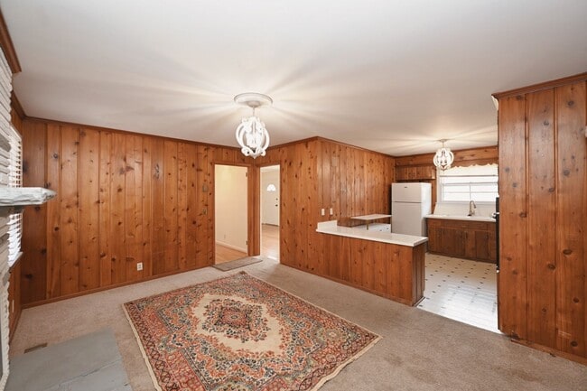 Building Photo - **WELL-LOVED AND WELL-MAINTAINED ONE-LEVEL CRIEVE HALL AREA HOME READY FOR YOU TO CALL HOME**