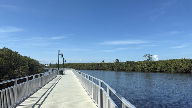 Building Photo - 187 SE Via Sangro