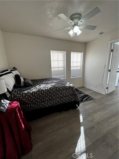 Building Photo - 4518 Normandie Ave