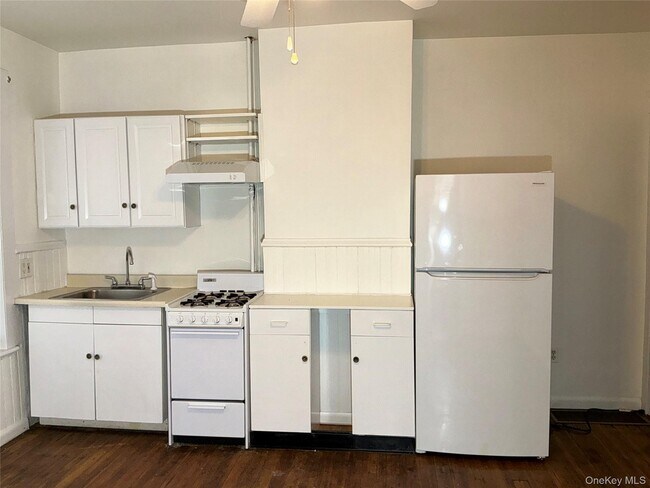 Building Photo - 45 Fulton Ave