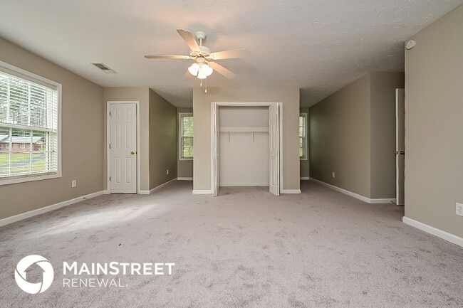 Building Photo - 349 Plantation Cir