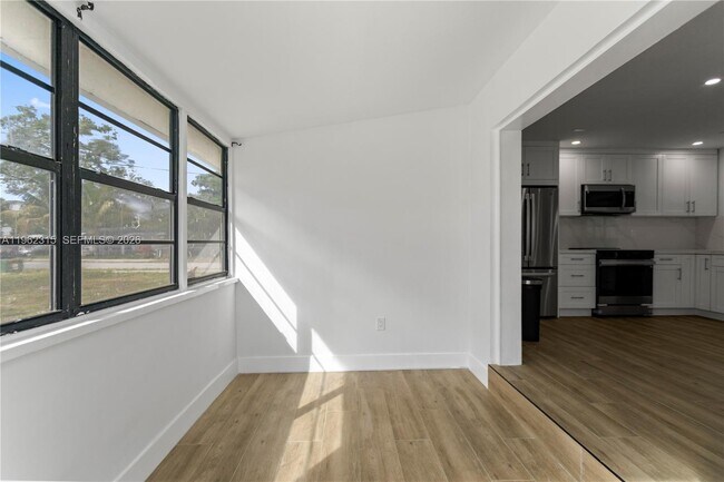 Building Photo - 6200 Fletcher St