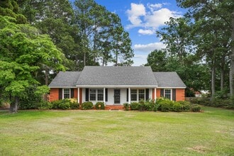 Building Photo - 1202 Patetown Rd