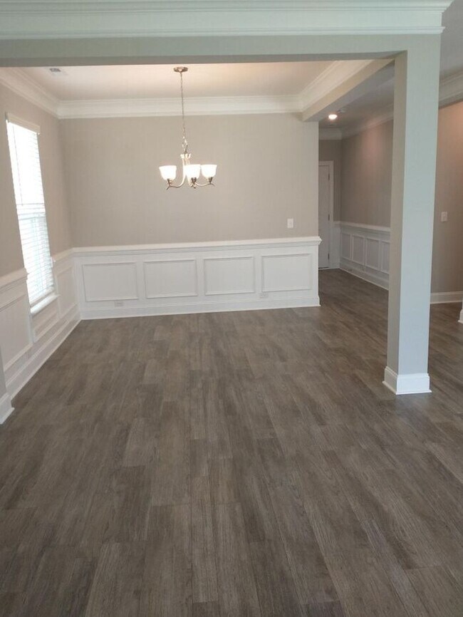 Building Photo - Just Listed in Benson, NC! Your dream home...