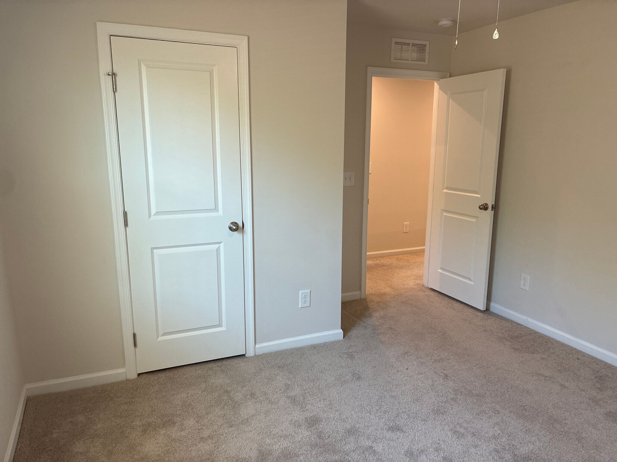 Building Photo - Room in Single Family Home on Bark Way