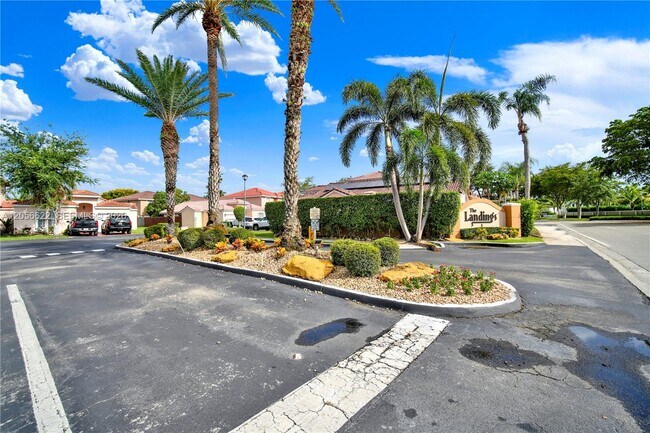 Building Photo - 16301 SW 100th Terrace