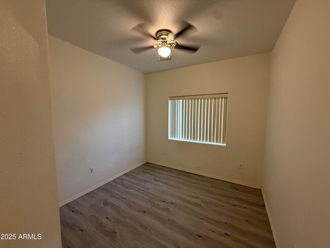 Building Photo - 2603 E Fraktur Rd