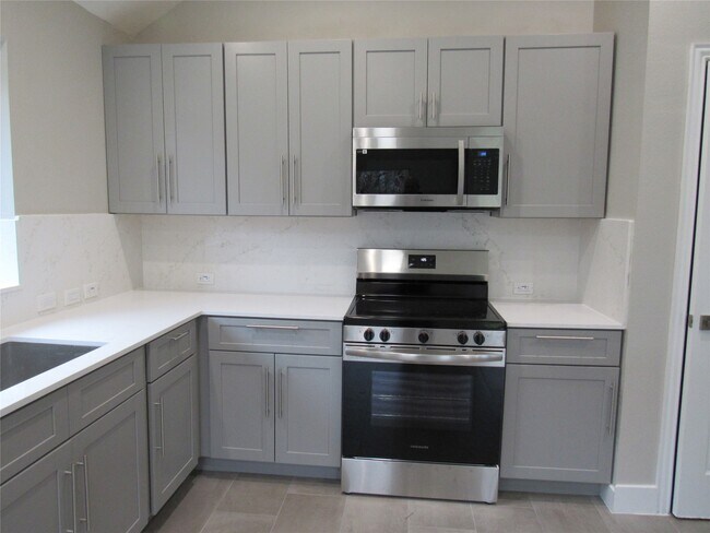 Building Photo - 2515 Old River Ln