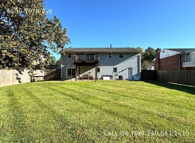 Building Photo - 4409 19th Ave