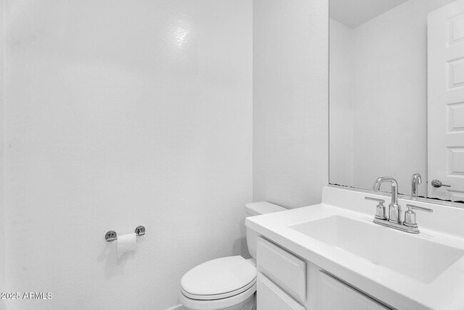 Building Photo - 1159 E Sabino Dr