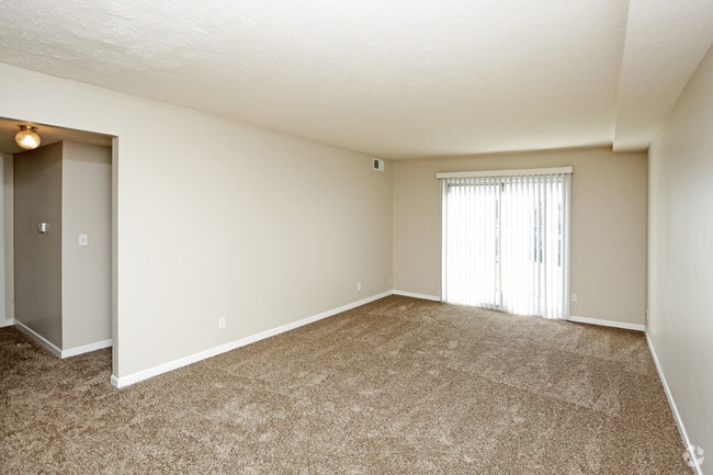 Living Room - The Fairway
