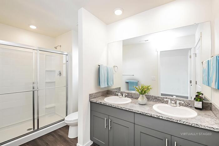 Building Photo - 13423 Oneida Ln