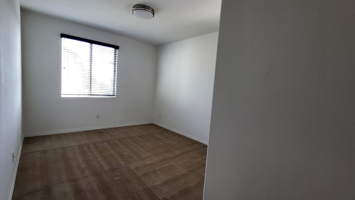 Building Photo - 89 Linden