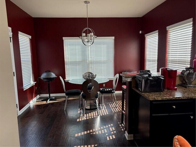 Building Photo - 4316 Kershaw Dr