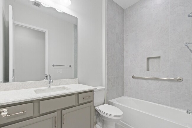 Building Photo - 5579 Liberty Ln