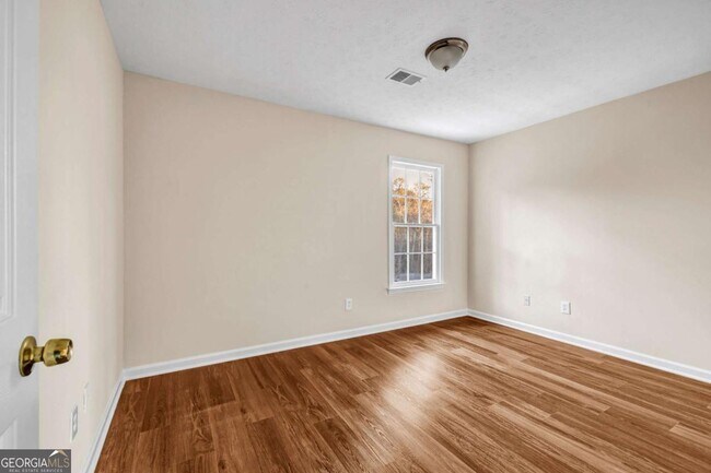 Building Photo - 1600 Dillwood Ct