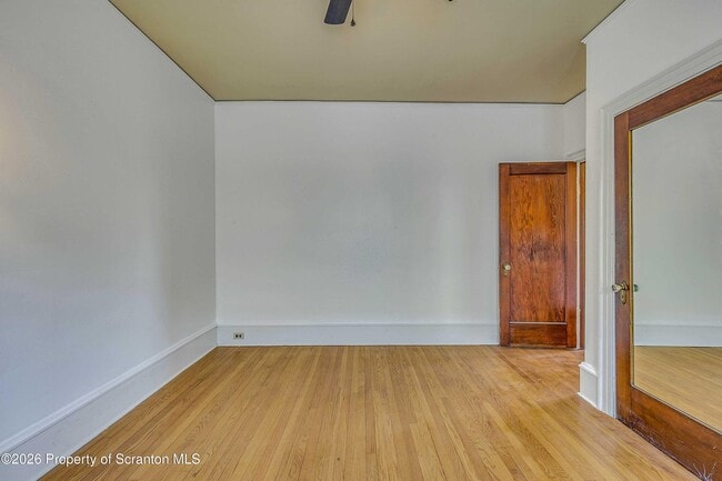 Building Photo - 1814 Olive St