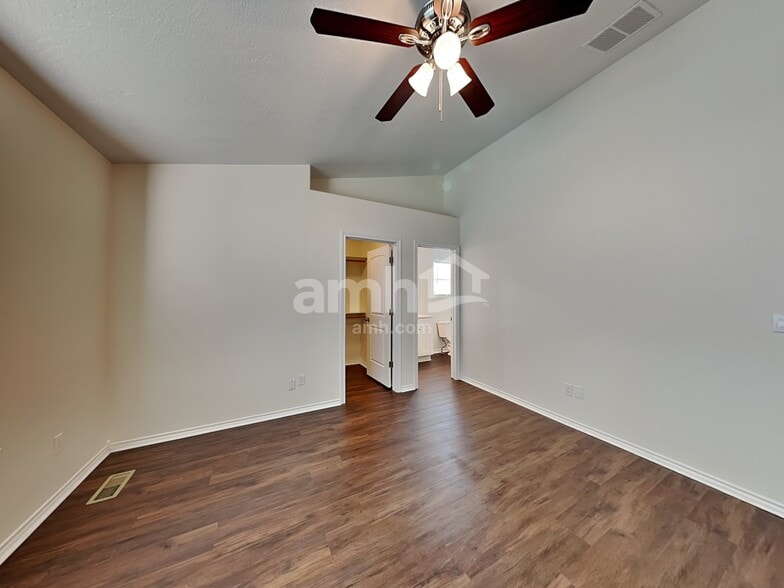 Building Photo - 5318 Worth Way