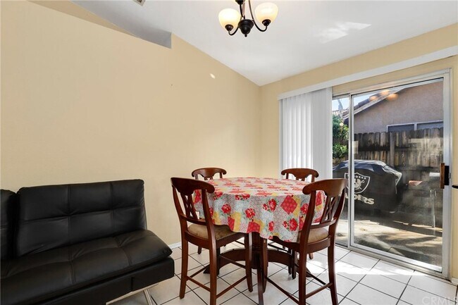 Building Photo - 29664 Woodlands Ave