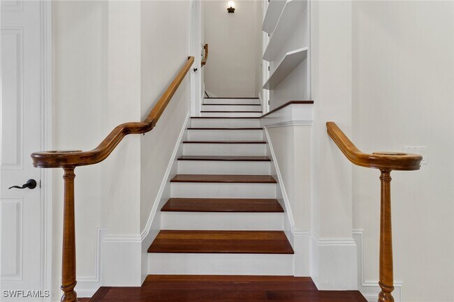 Building Photo - 405 Tradewinds Ave