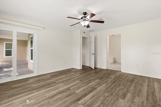 Building Photo - 410 Central Mariners Dr