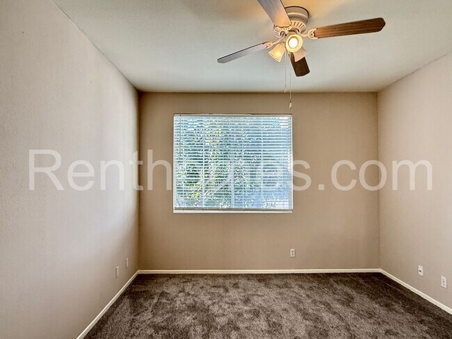Building Photo - Sabre Springs, 10782 Sabre Hill Drive #271 - All appliances included! Within driving distance to 15!