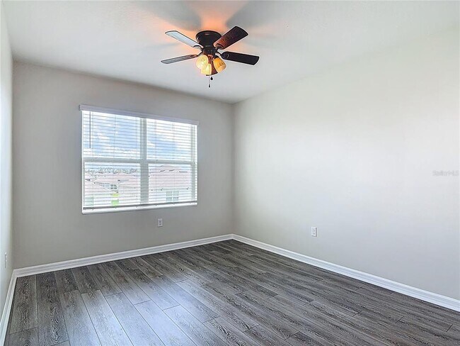 Building Photo - 3975 Silverstream Terrace