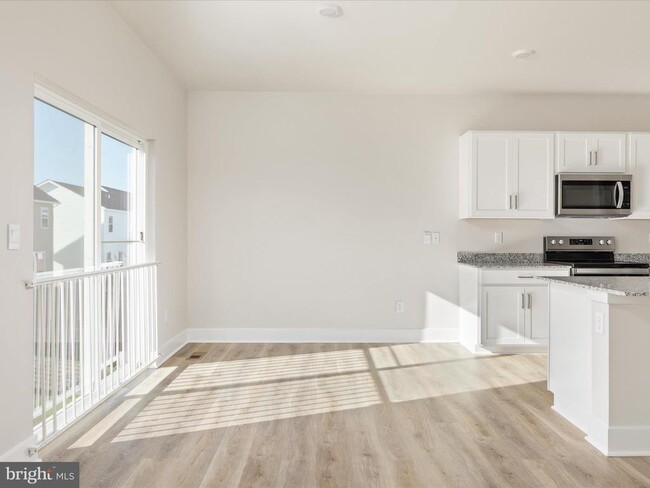 Building Photo - 115 Manasquan Wy