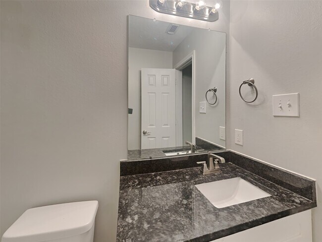 Building Photo - 6714 Hidden Colony Ln