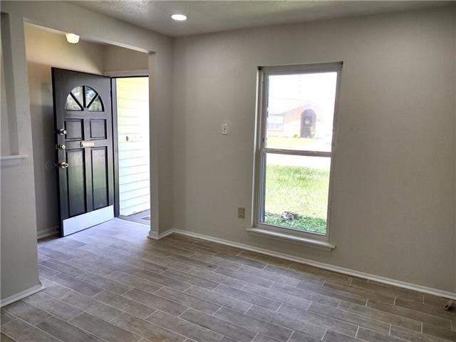 Building Photo - 3521 Kent Dr