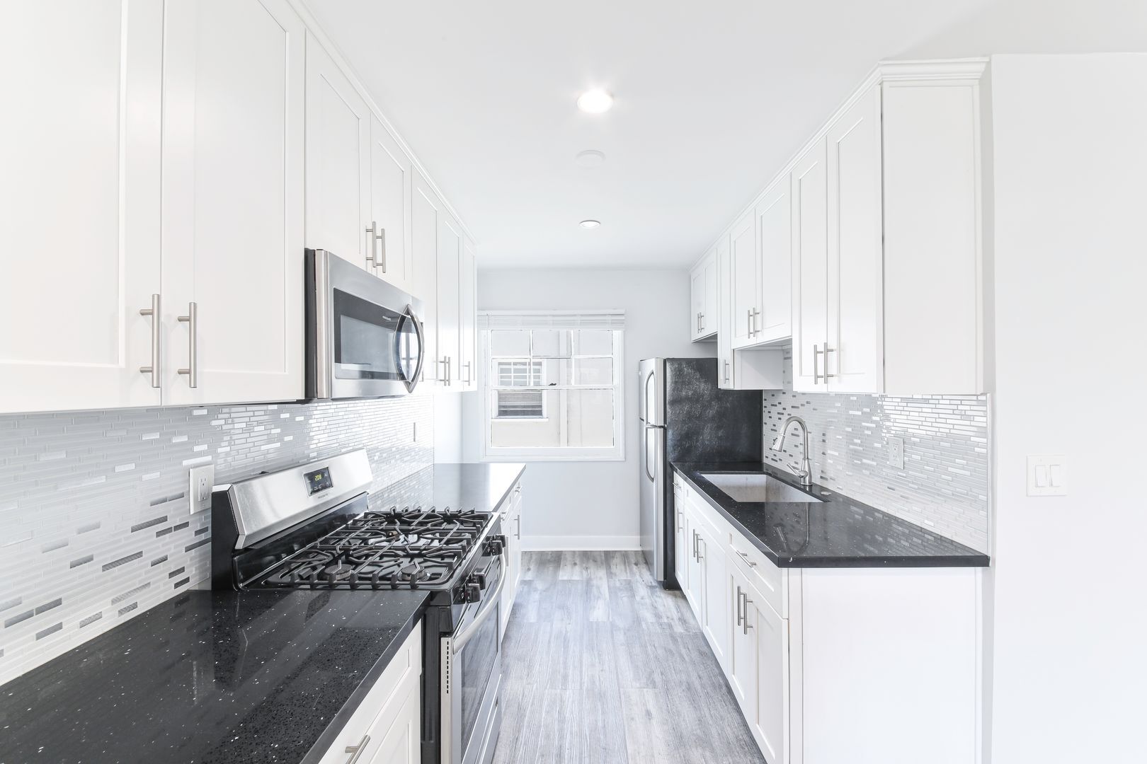 Building Photo - 241 Bonito Ave