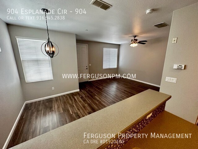 Building Photo - Move In Ready Folsom Home with Greenbelt V...