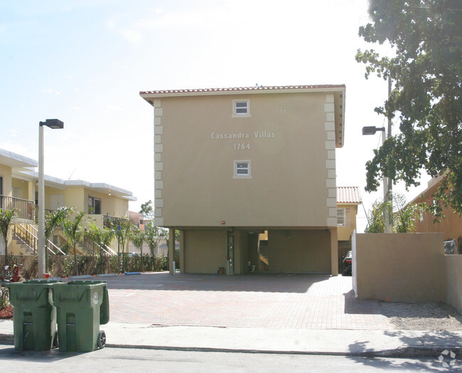 Building Photo - Cassandra Villas