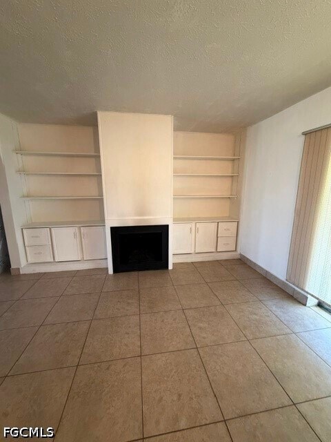 Building Photo - 922 SE 26th Terrace