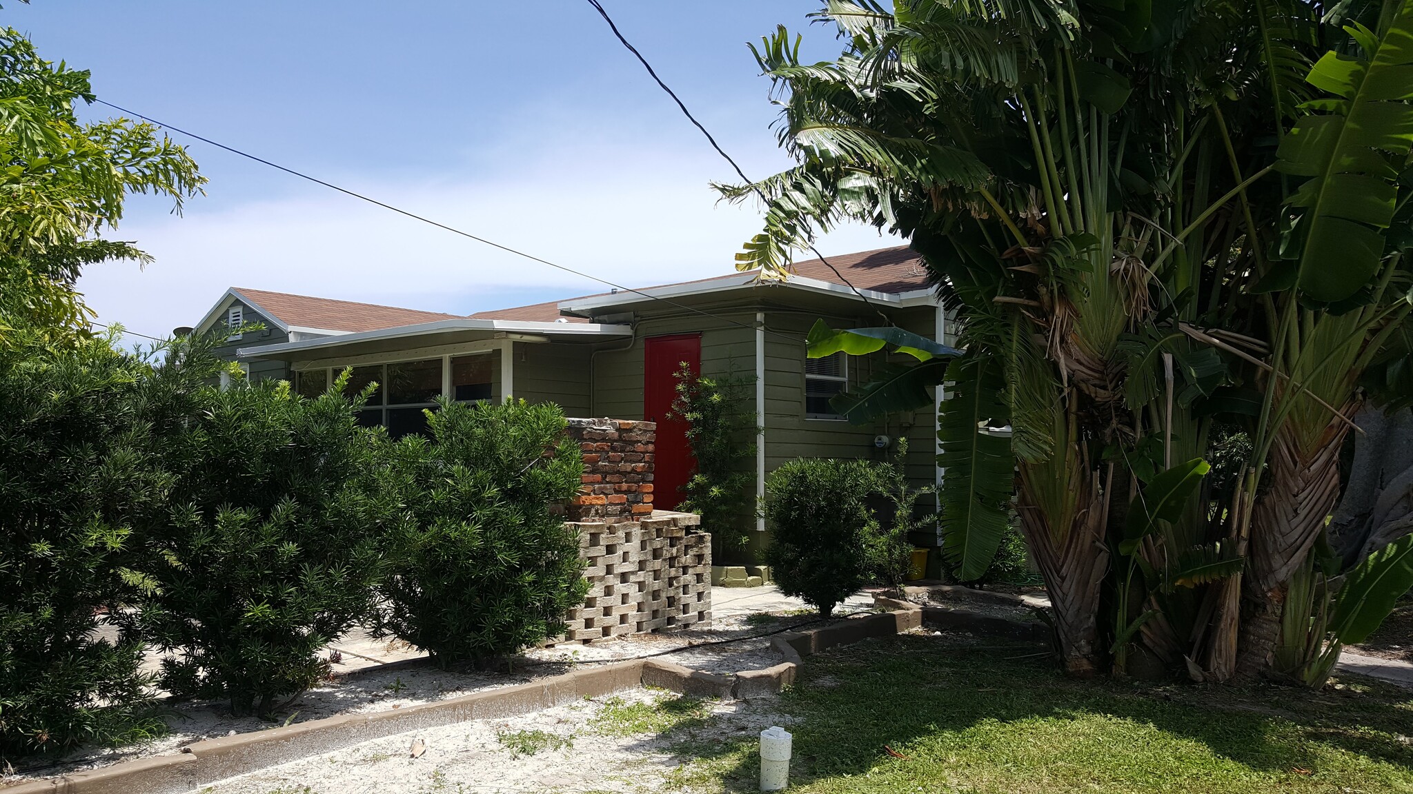 Building Photo - 1231 Longwood St