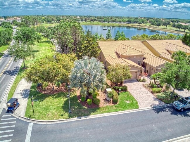 Building Photo - 2310 Palm Tree Dr