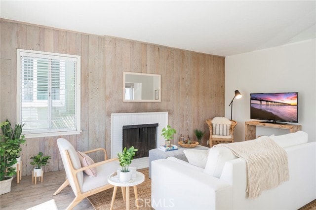 Building Photo - 333 28th St