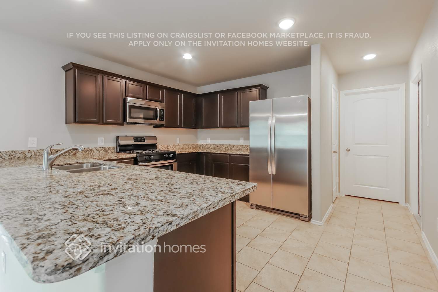 Building Photo - 23435 Dukes Run Dr