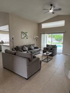 Building Photo - 30375 Avenida Alvera