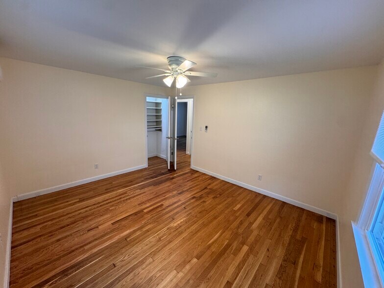 Building Photo - 47 Ashwood Cir