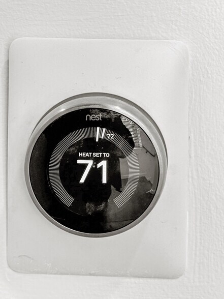 Building Photo - 1521 W 37th Pl