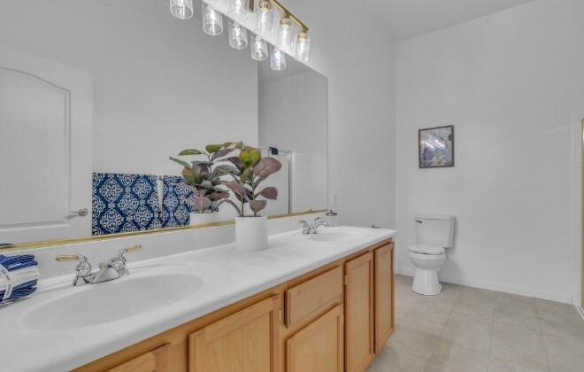 Building Photo - 700 Carnegie St