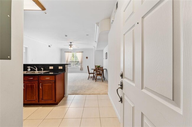 Building Photo - 6655 W Sam Houston Pkwy S