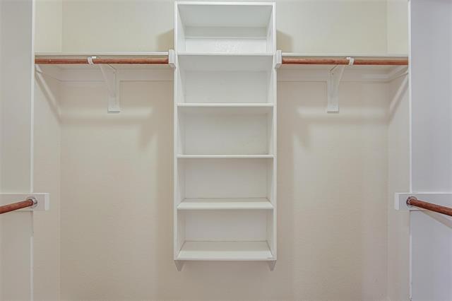 Building Photo - 931 Hunter Ln